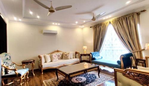 Deluxe Villa