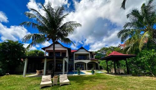 Villa with Sea View