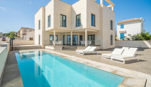 Villa with Sea View