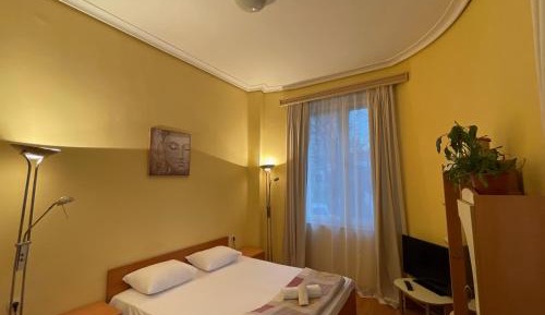 Large Double Room