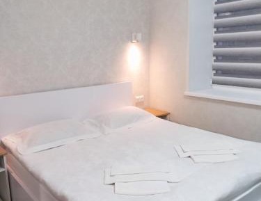 Quadruple Room with Private Bathroom