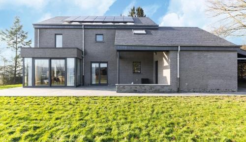Five-Bedroom Holiday Home