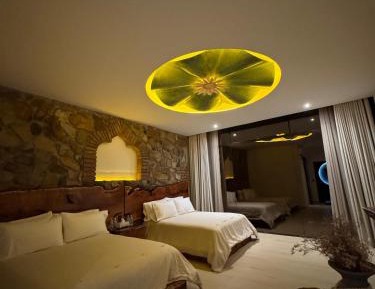 Twin Room with Mountain View