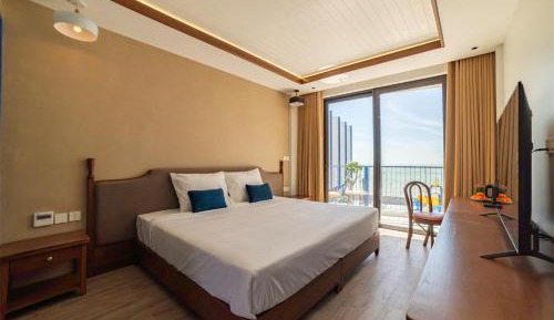 Deluxe Double Room with Sea View