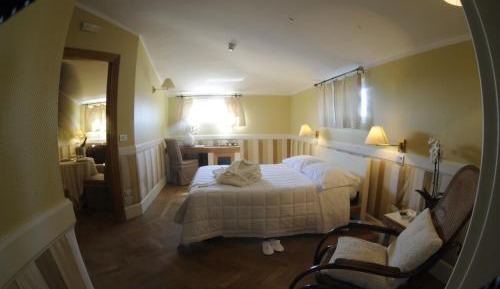 Deluxe Junior Suite