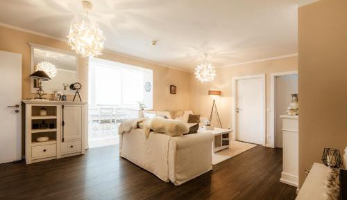 Three-Bedroom Superior Apartment