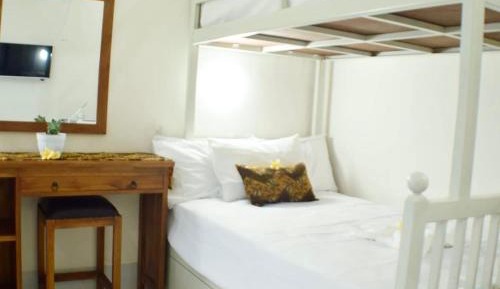 4-Bed Mixed Dormitory Room