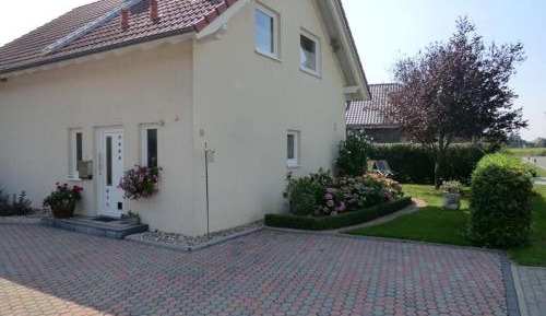 One-Bedroom Holiday Home