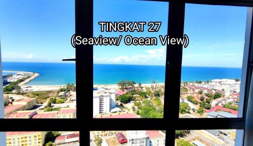 Three-Bedroom Apartment with Ocean View