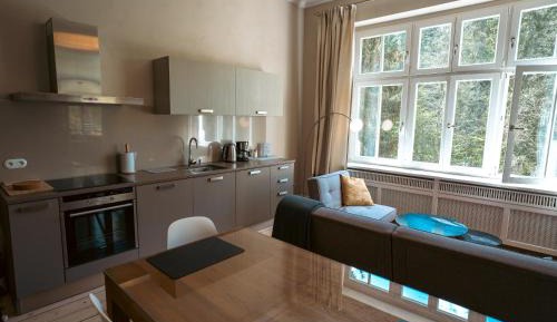 One-Bedroom Apartment with Balcony