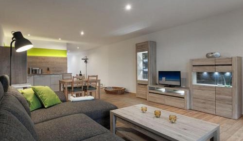 One-Bedroom Holiday Home