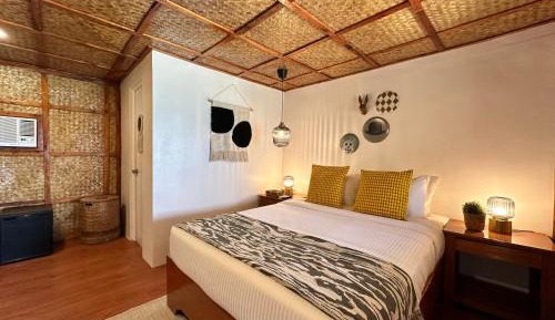 Beachfront Queen Room