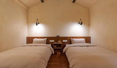 Premium Twin Room