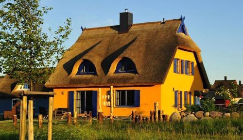 Three-Bedroom Holiday Home 