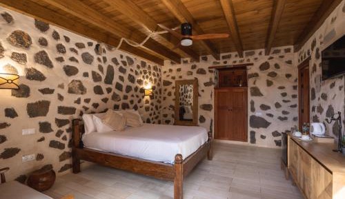Standard Double Suite