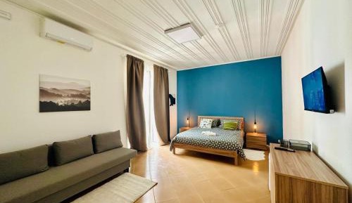 Three-Bedroom Premium Apartment with Balcony