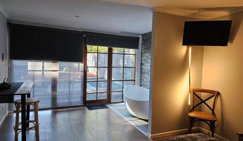 King Room with Garden View