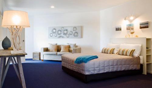Premier King Studio with Spa Bath