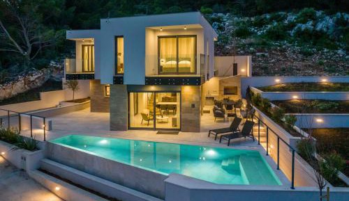 Deluxe Villa