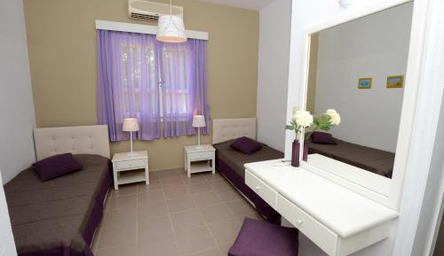 Standard Double Room with Sea and Pool View