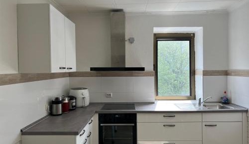Standard Single Room with Shared Bathroom