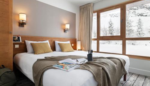 Two-Bedroom Apartment with Balcony (6 People)