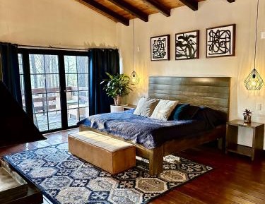 Superior One-Bedroom Chalet