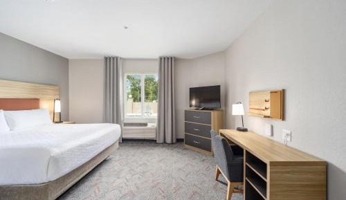 King Studio Suite
