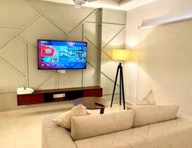 Studio Apartment with Balcony