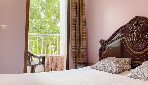 Two-Bedroom Apartment with Balcony