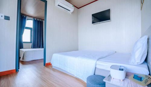 King Room with Balcony