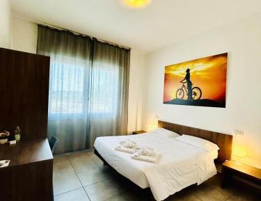 Double or Twin Room with Private Bathroom