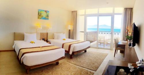 Premium Deluxe Twin Room with Balcony - Ocean View	