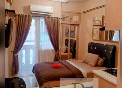 Studio Apartment with One Double Bed