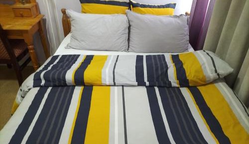 Bunk Bed in Male Dormitory Room 