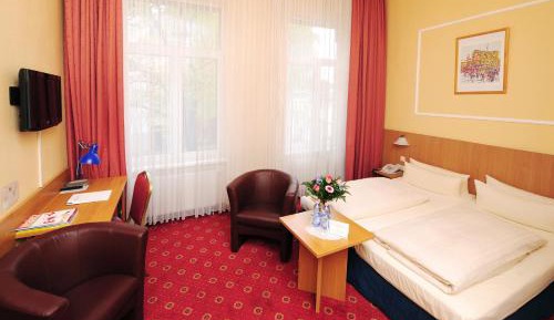 Single Room without Air Conditioning