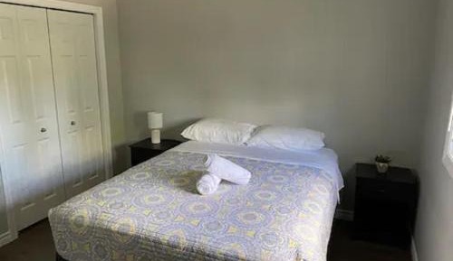 Queen Room