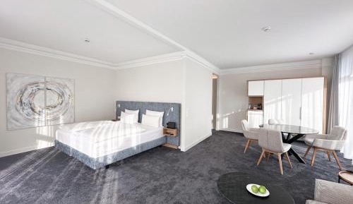 Suite with Sea View