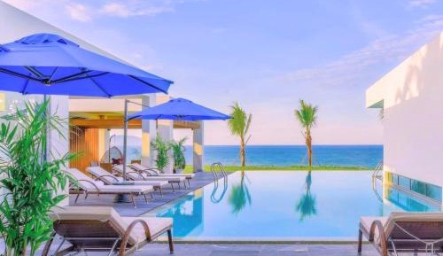Villa - Beach Front