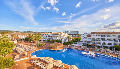 Double Room with Pool View