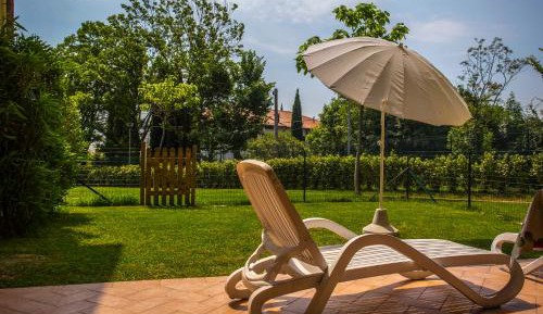 One-Bedroom Apartment with Garden