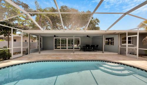 Four-Bedroom Holiday Home