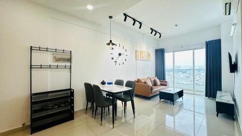 Two-Bedroom Apartment with Balcony