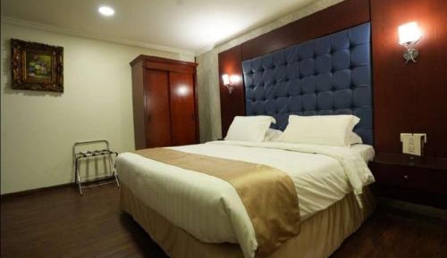 Two-Bedroom Suite