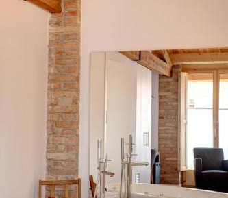 Deluxe Double Room with Bath