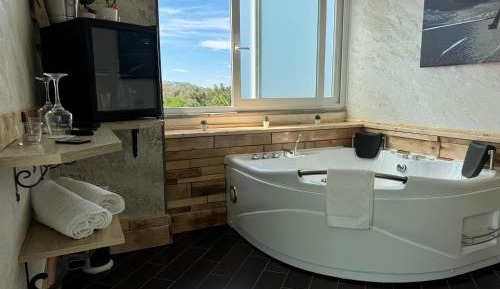 Deluxe Junior Suite