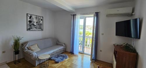 One-Bedroom Apartment with Balcony and Water View