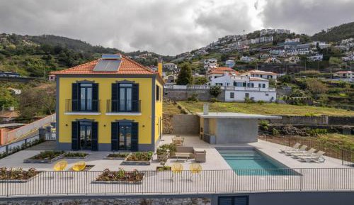 Three-Bedroom Townhouse