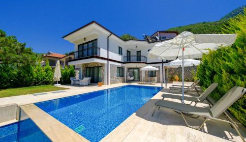 Villa with Private Pool