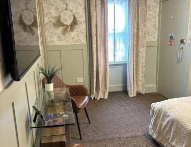 Double Room with Private Bathroom